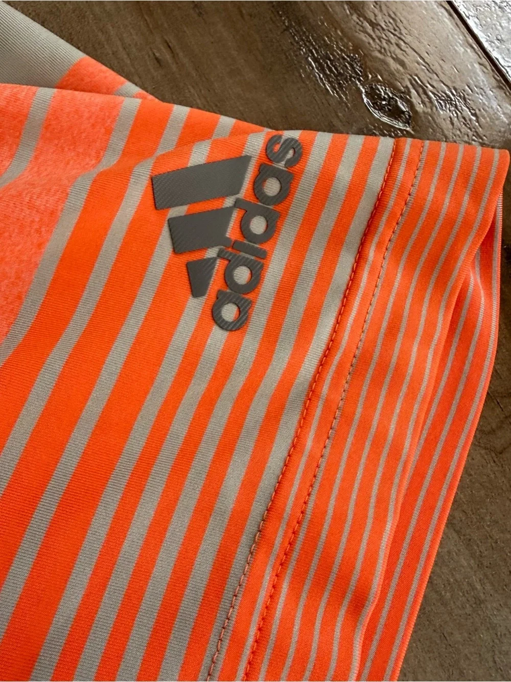 Adidas Short Sleeve Polo Shirt Golf Gray Orange Stripe Men Small Performance